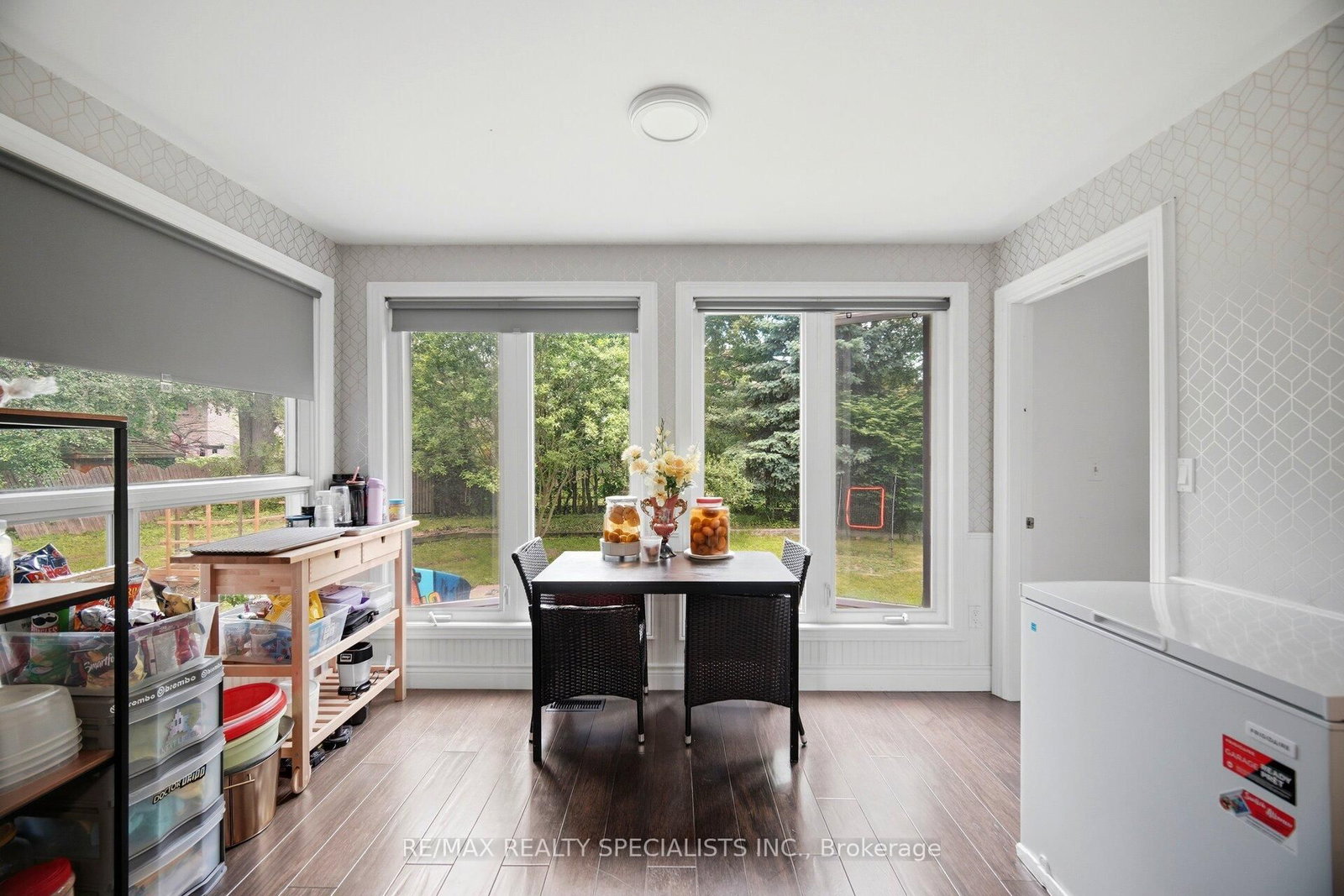 709 Queensway W • Mississauga, ON photo 7