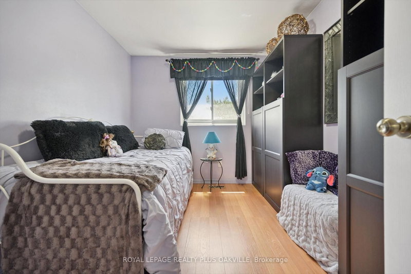 1221 Dundix Mississauga,ON L4Y 3Y9 — Photo 18