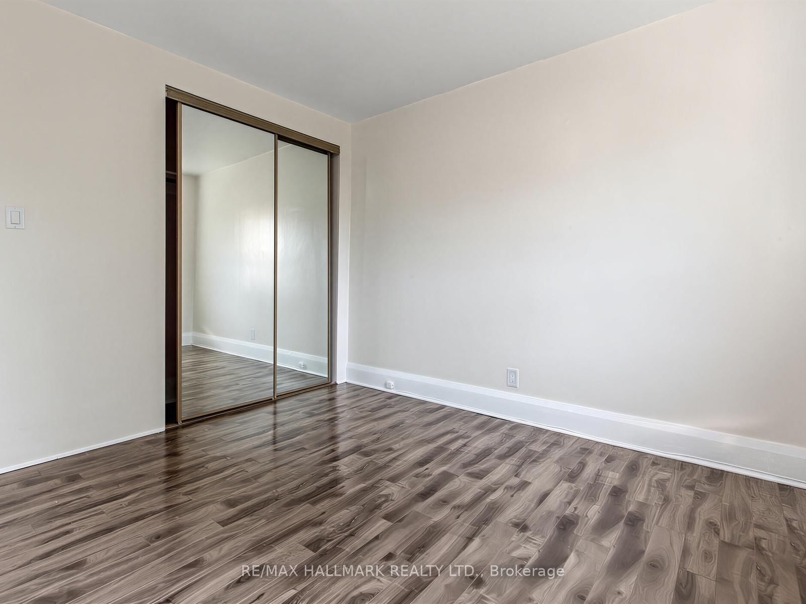 38 Ypres Road • Toronto, ON photo 18