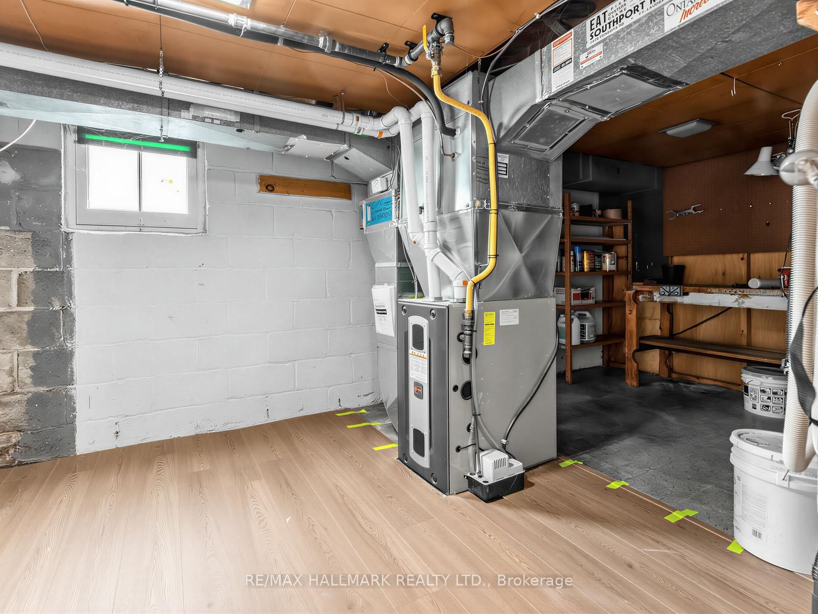 38 Ypres Road • Toronto, ON photo 24