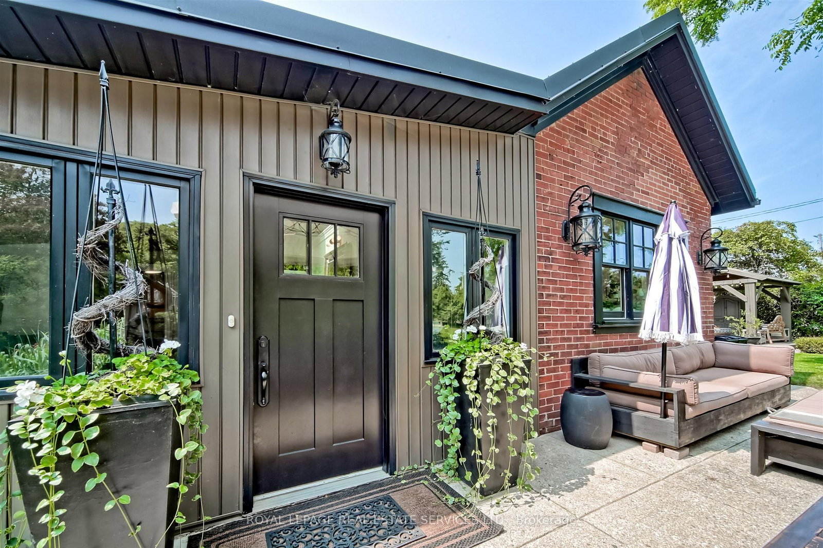 11 S Main Street • Milton, ON photo 4