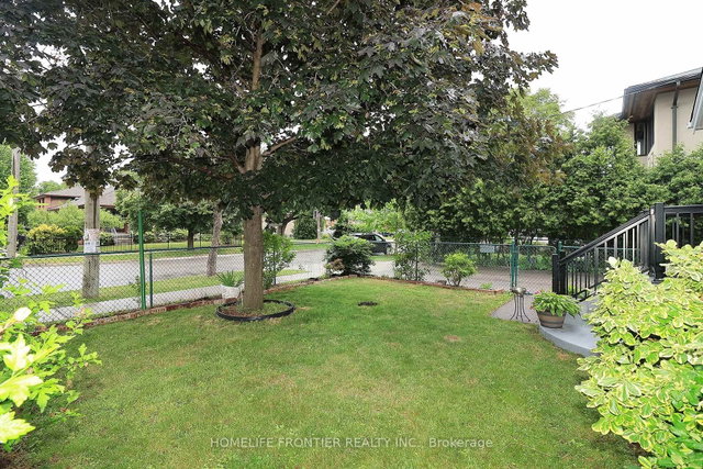 32 Coules Court