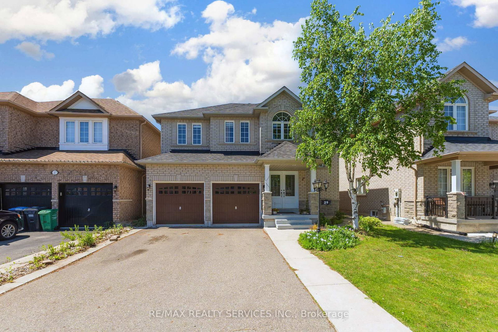 Detached House for sale at 29 Sir Jacobs Crescent, Brampton, Ontario, L7A 3V2 - Fletcher's Meadow - MLS: W13444248