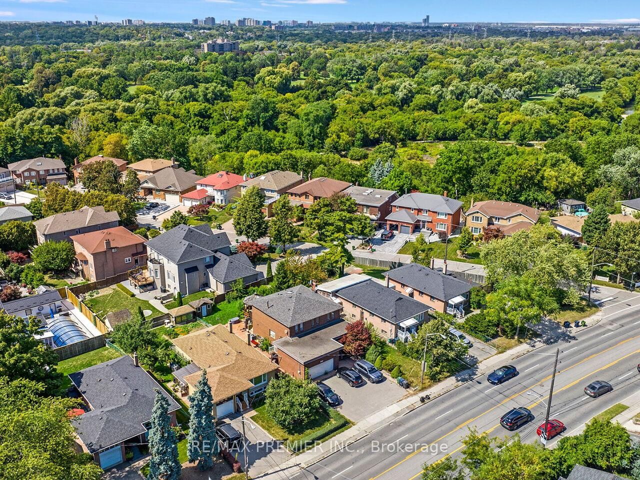 2894 Weston Road • Toronto, ON photo 39