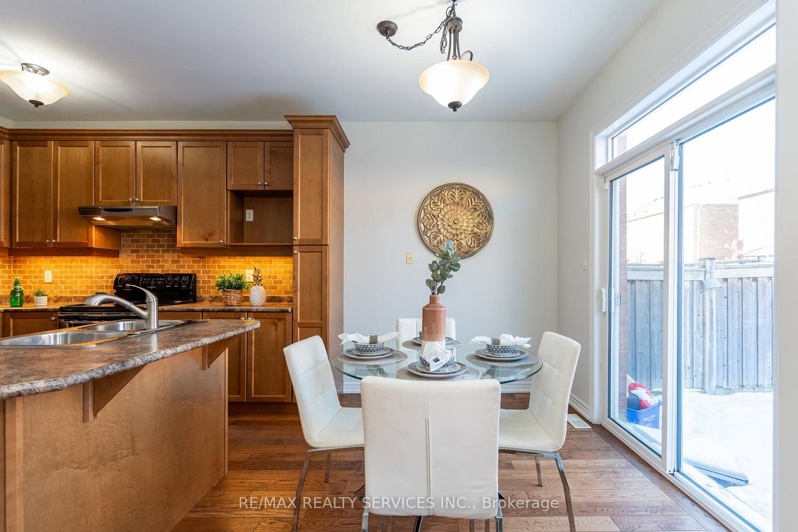 112 Amaranth Crescent • Brampton, ON photo 9