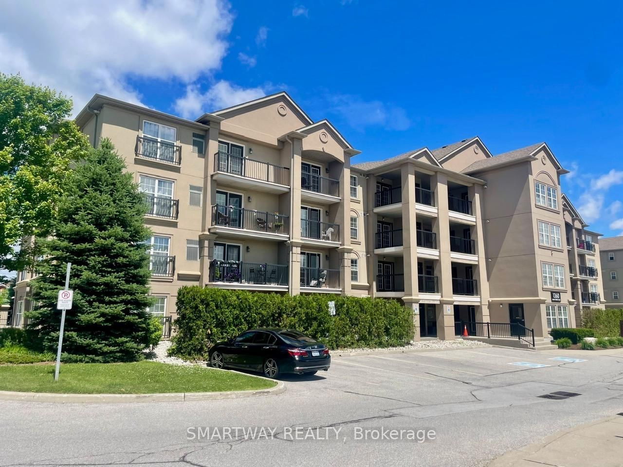 1360 Main Street E, Unit 409
