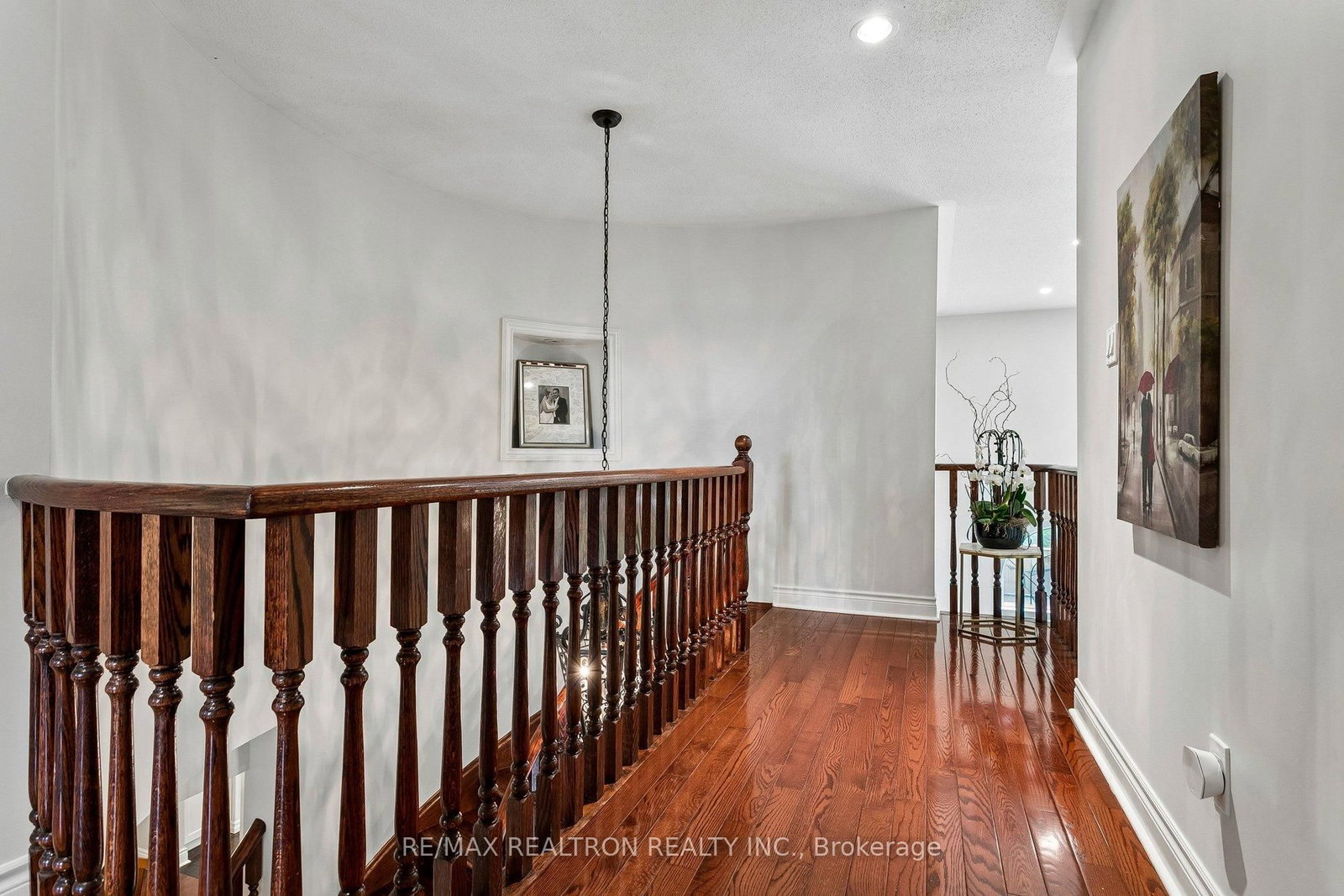 2207 Mariposa Road • Oakville, ON photo 21