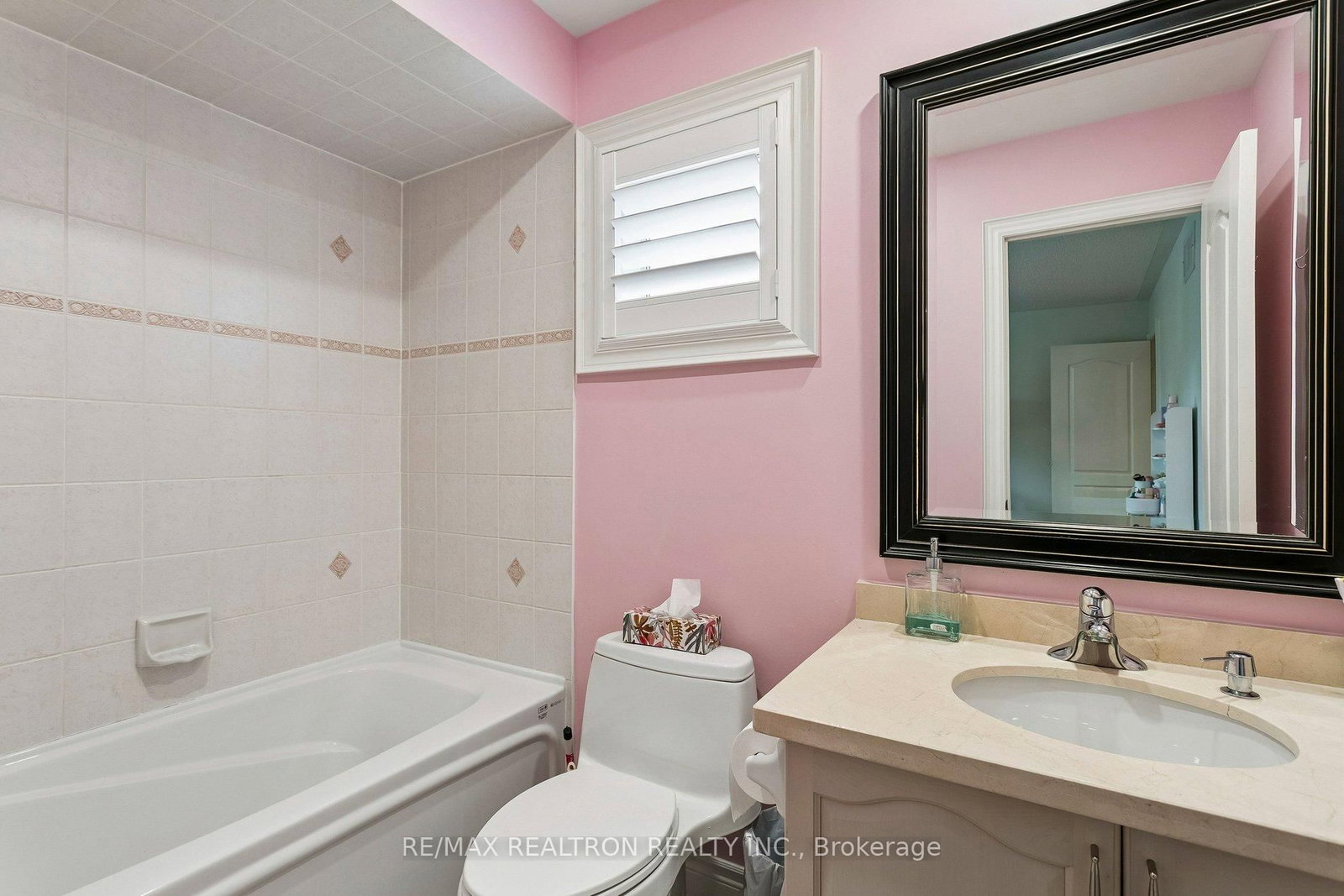 2207 Mariposa Road • Oakville, ON photo 29