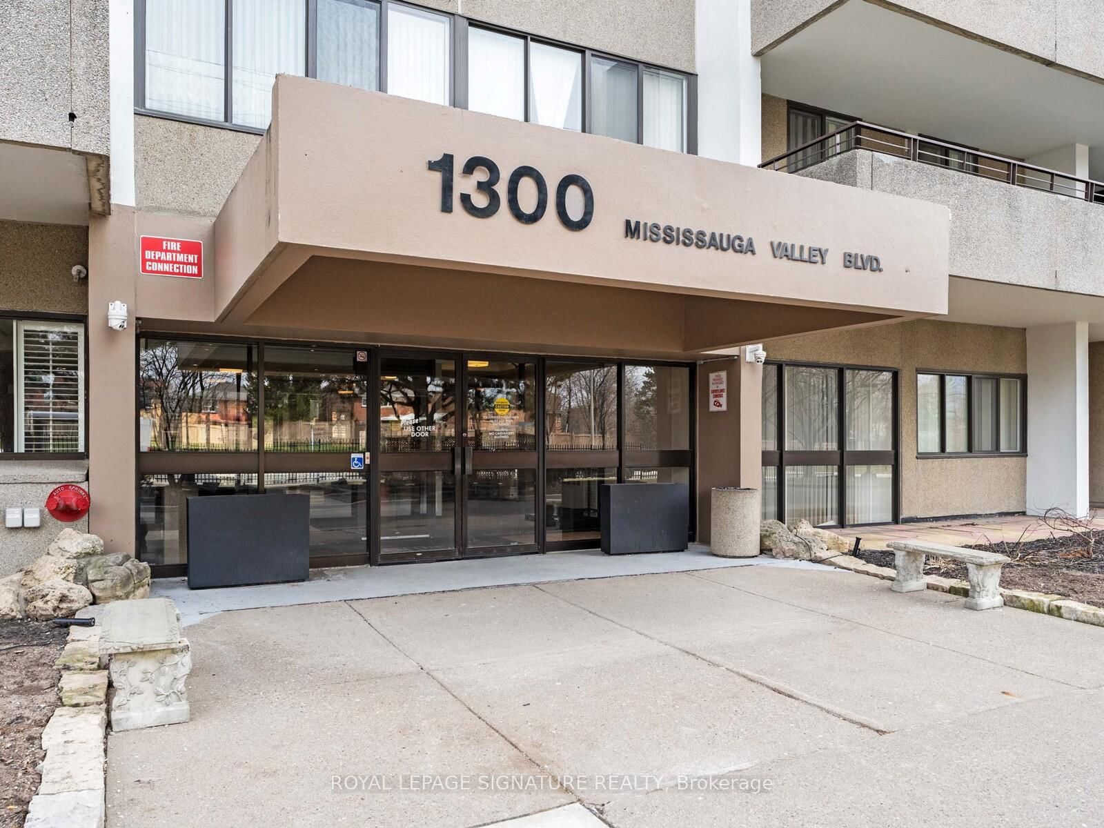 1300 Mississauga Valley Boulevard, Unit 1403