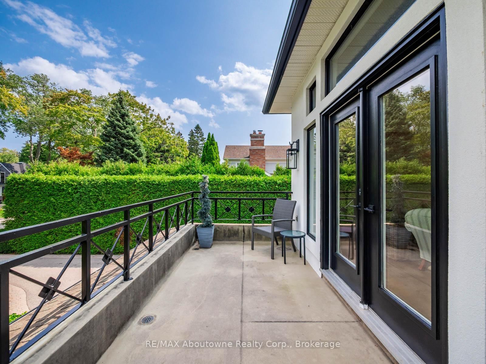 74 West Street • Oakville, ON photo 18