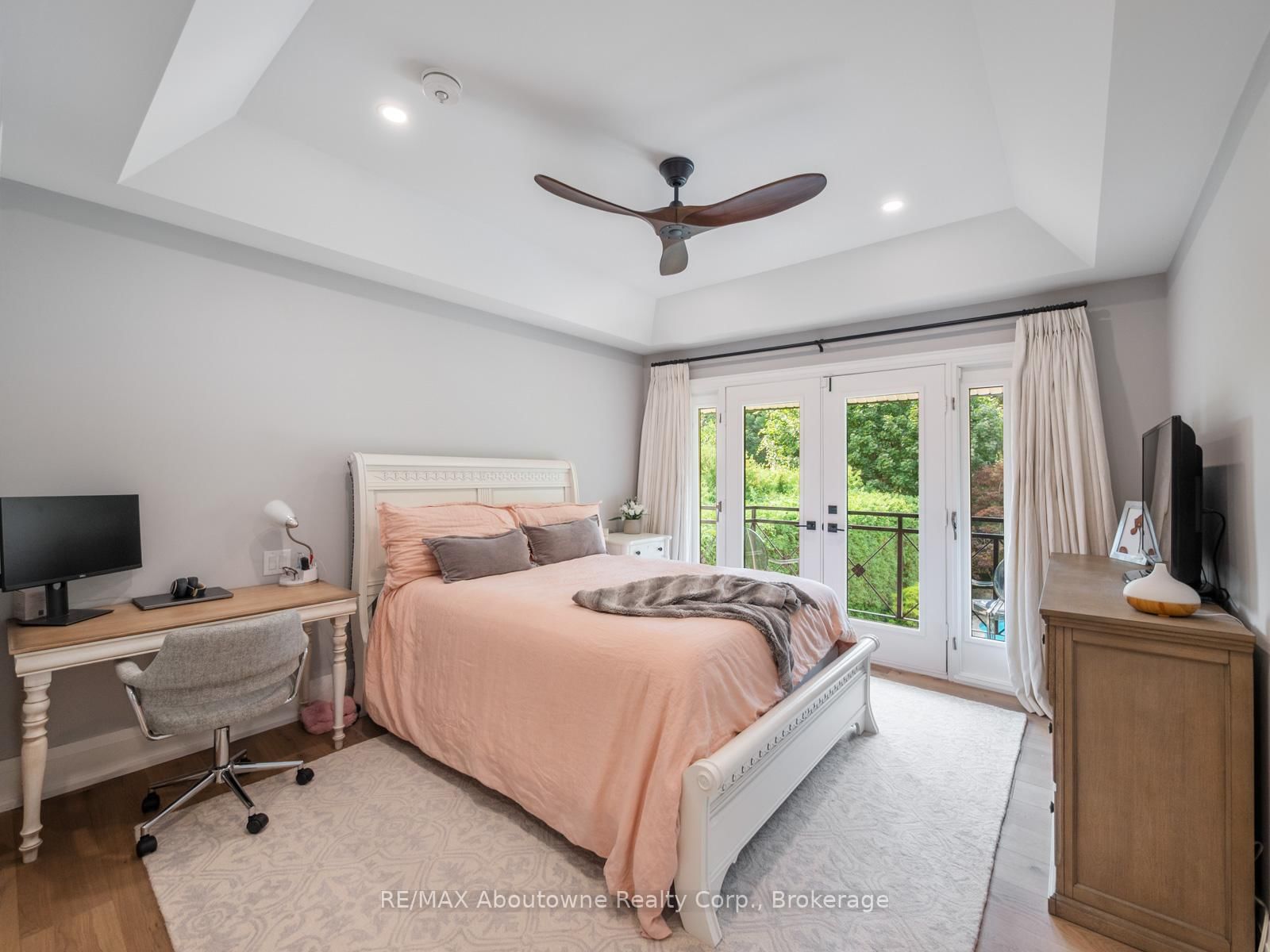 74 West Street • Oakville, ON photo 26
