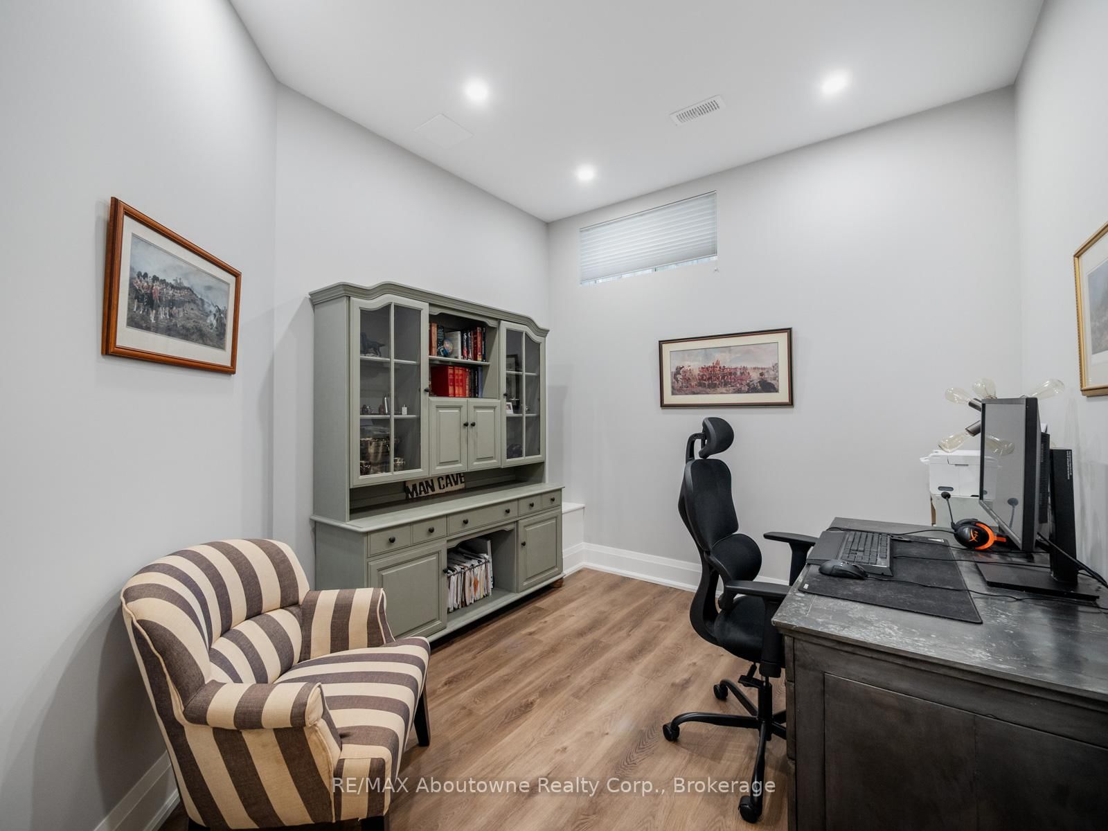 74 West Street • Oakville, ON photo 31