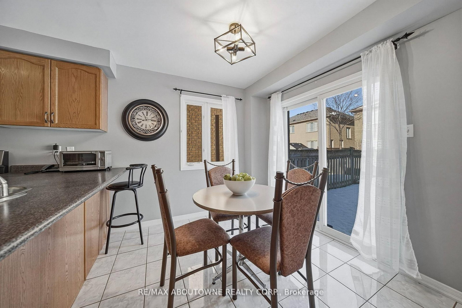 23 Arabia Gate • Brampton, ON photo 12