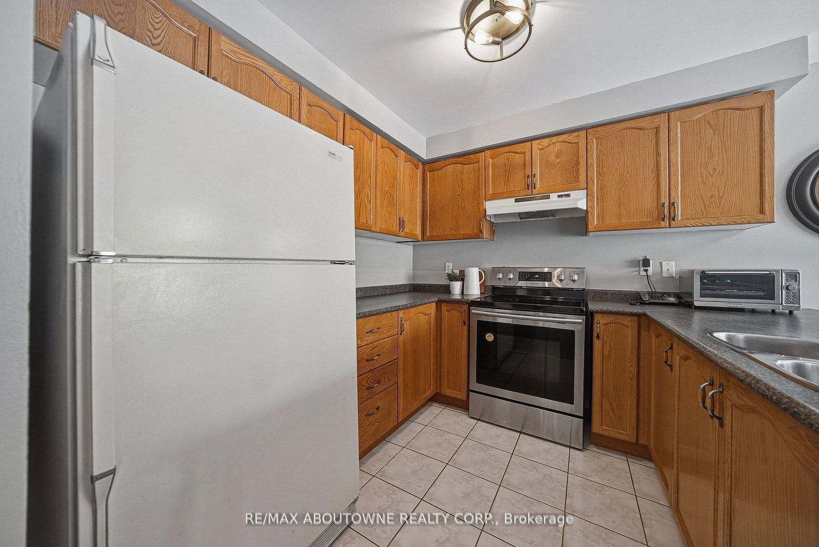 23 Arabia Gate • Brampton, ON photo 15