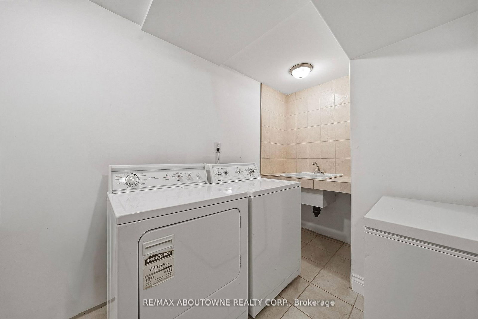 23 Arabia Gate • Brampton, ON photo 34