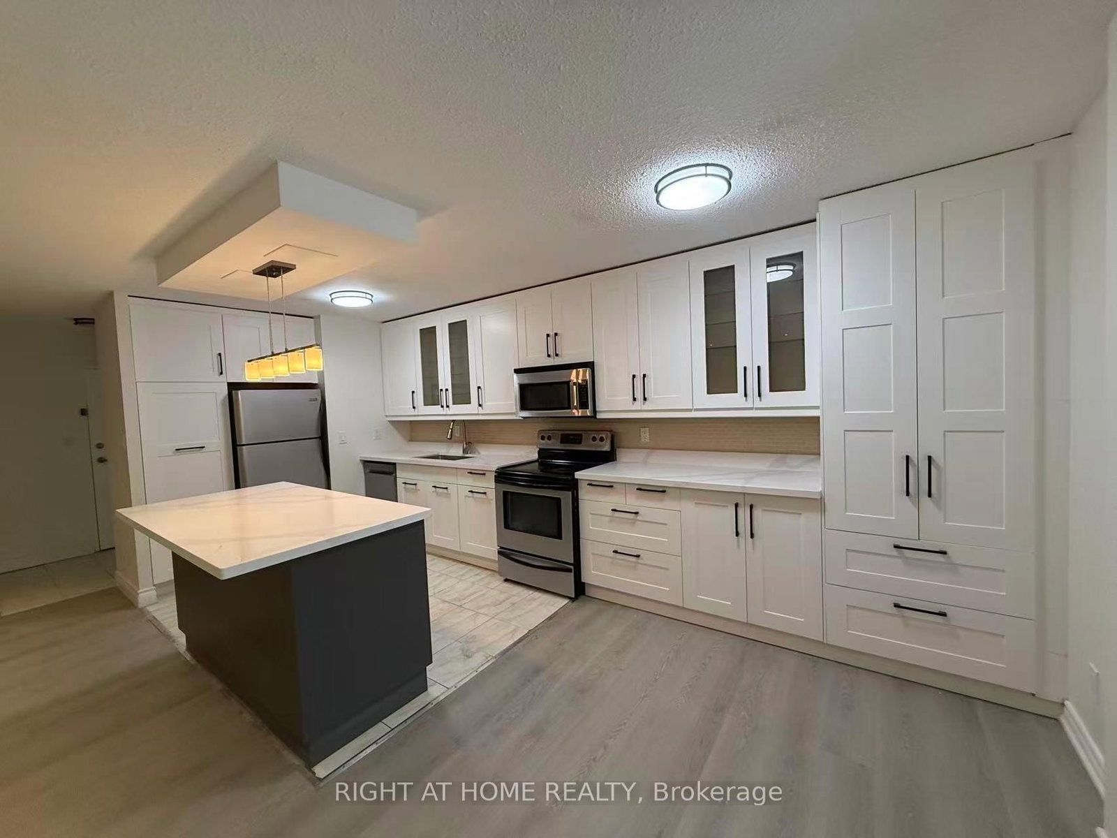3025 The credit woodlands Drive • #109 • Mississauga, ON photo 2