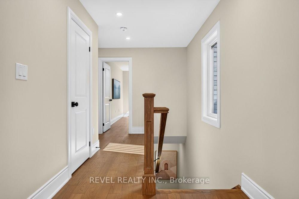 3173 Maplehill Drive • Burlington, ON photo 26