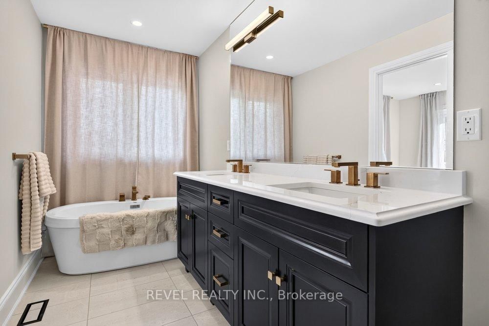 3173 Maplehill Drive • Burlington, ON photo 33
