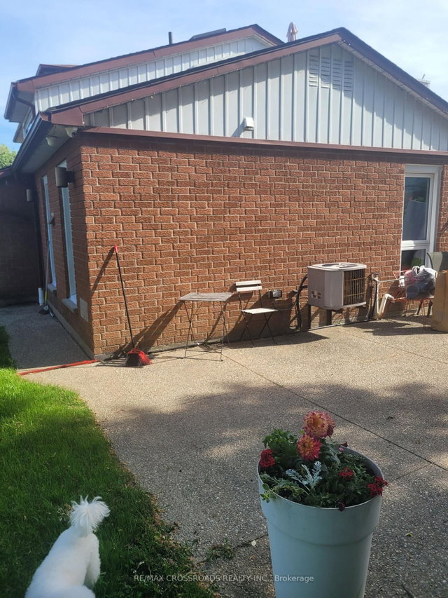 36 Caverley Drive