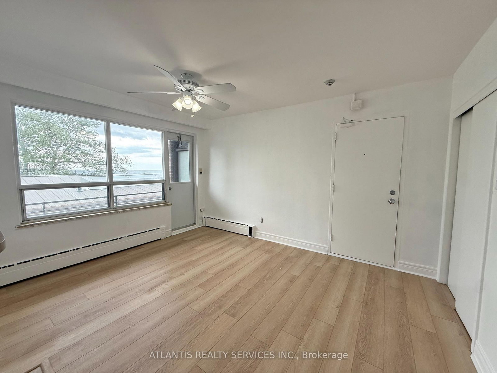 9-67 Lake Shore Drive, Toronto, ON, photo 5