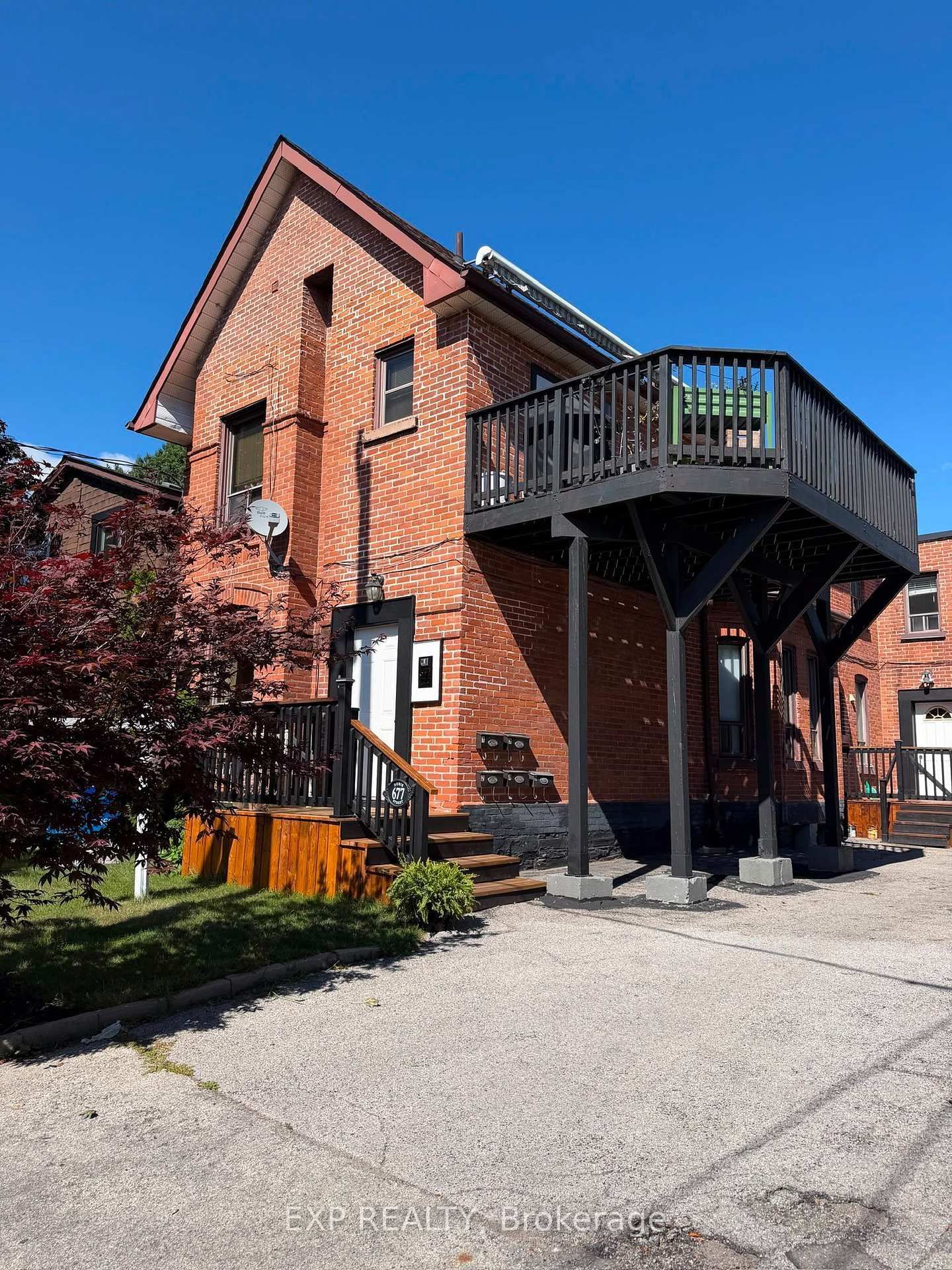 4 - 677 Durie Street, Toronto 5