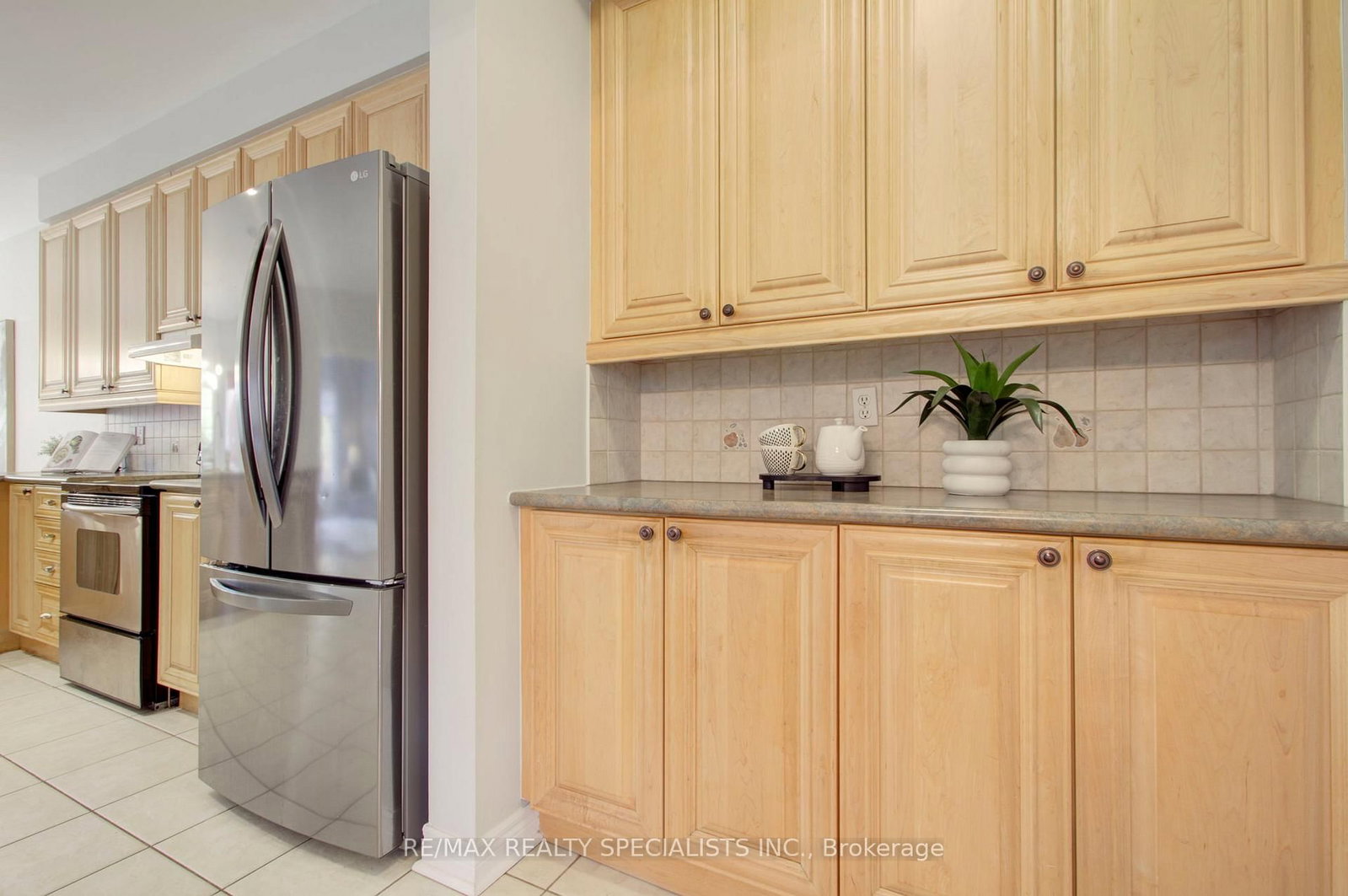 6960 Historic Trail • Mississauga, ON photo 12