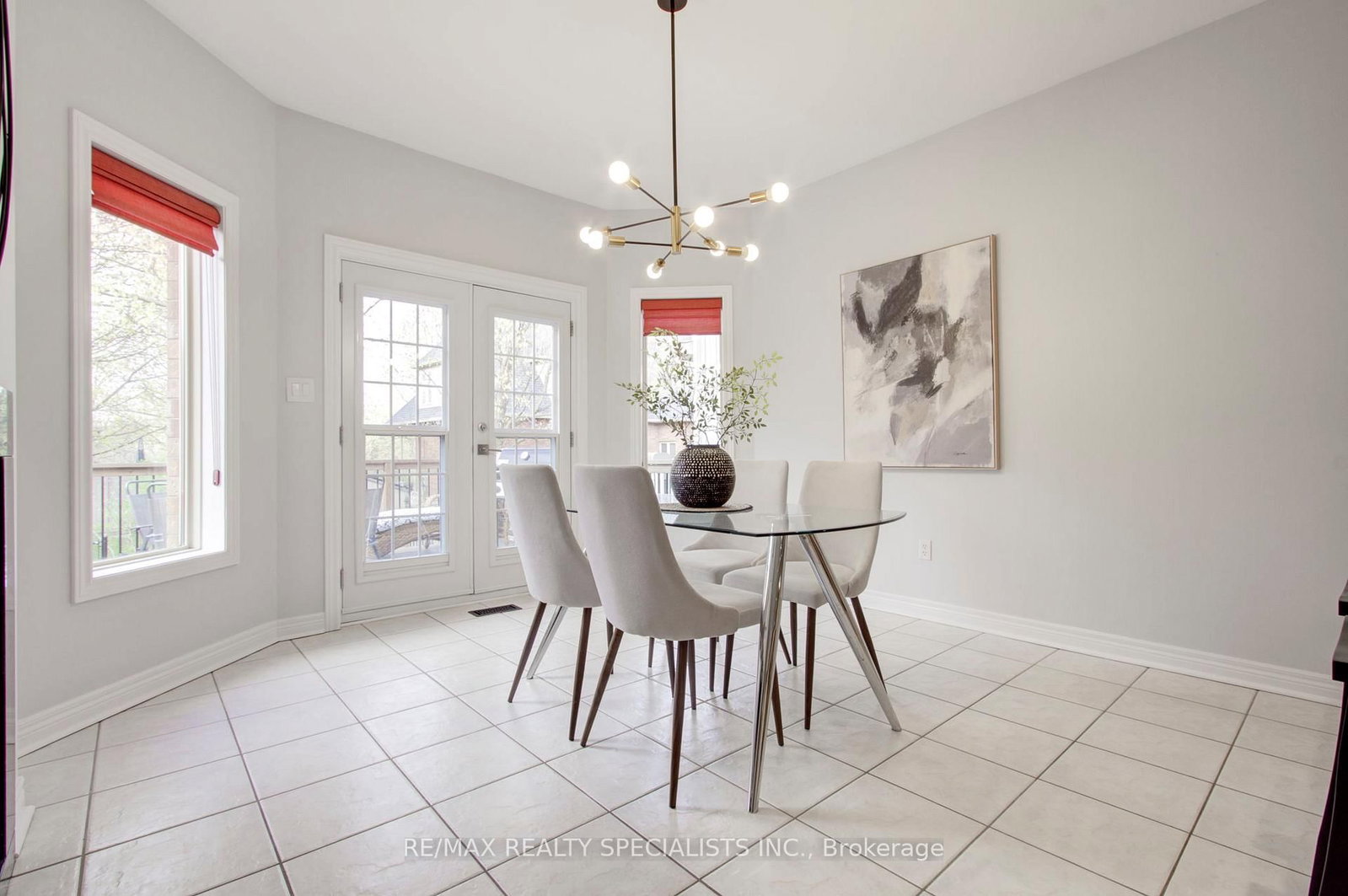 6960 Historic Trail • Mississauga, ON photo 14