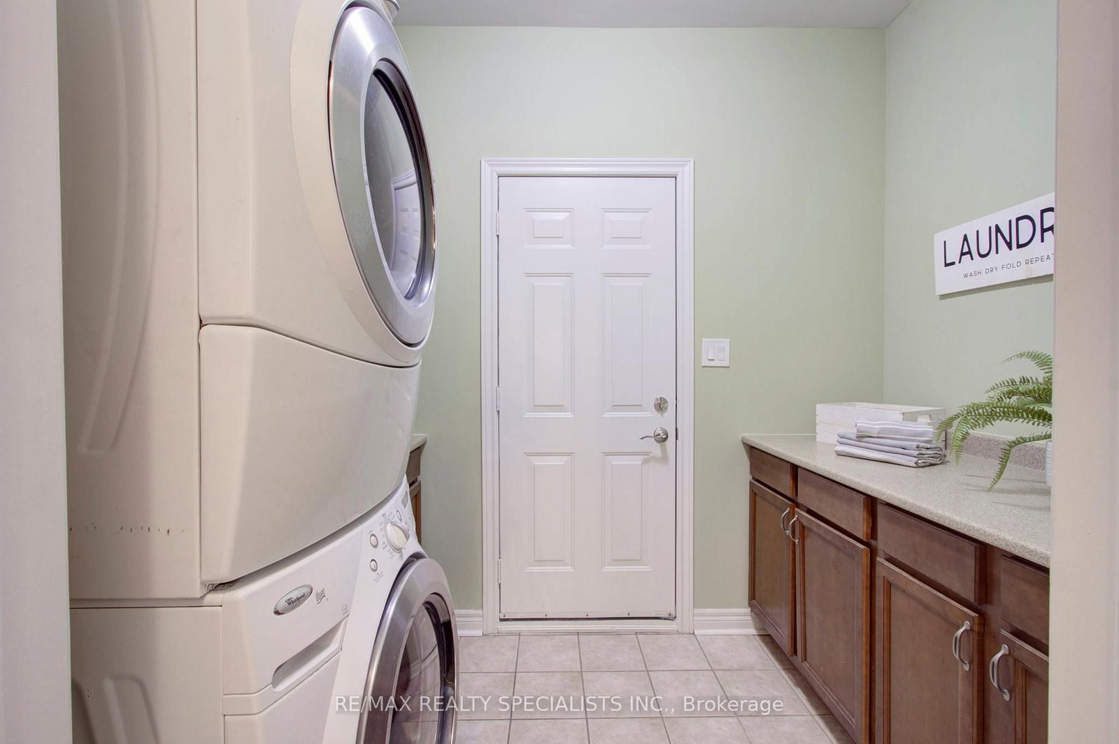 6960 Historic Trail • Mississauga, ON photo 18