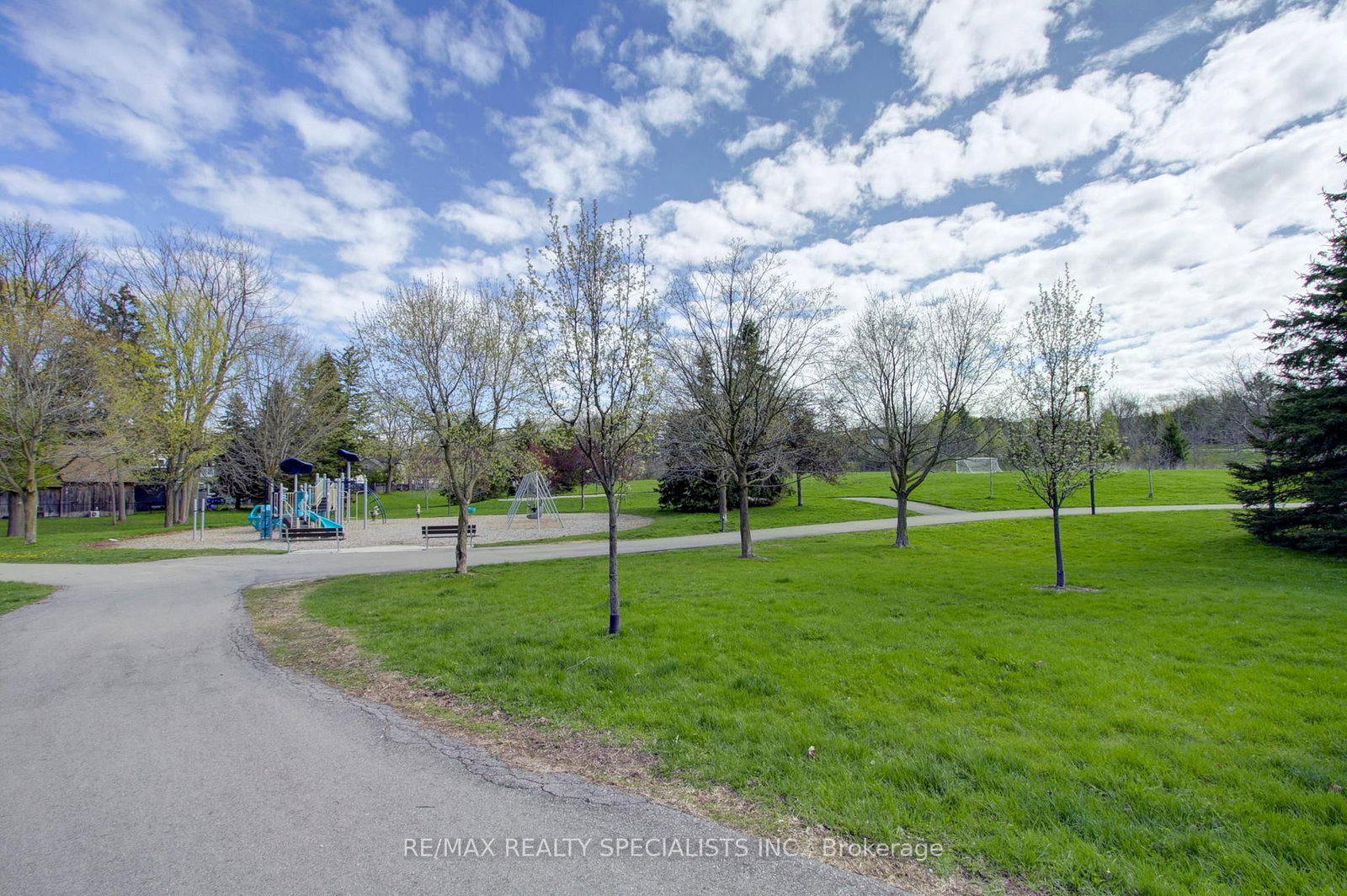 6960 Historic Trail • Mississauga, ON photo 41