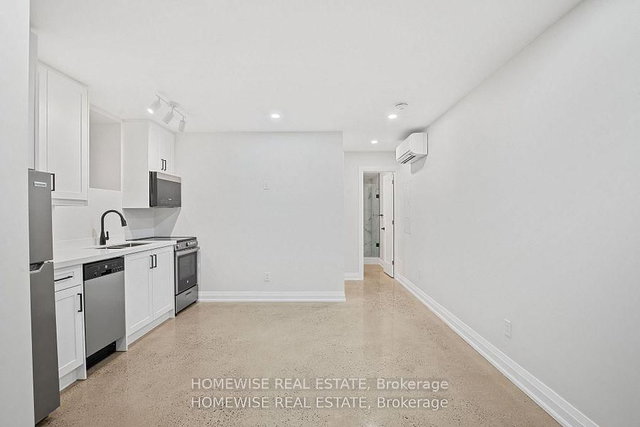 5 - 2563 Dundas Street W