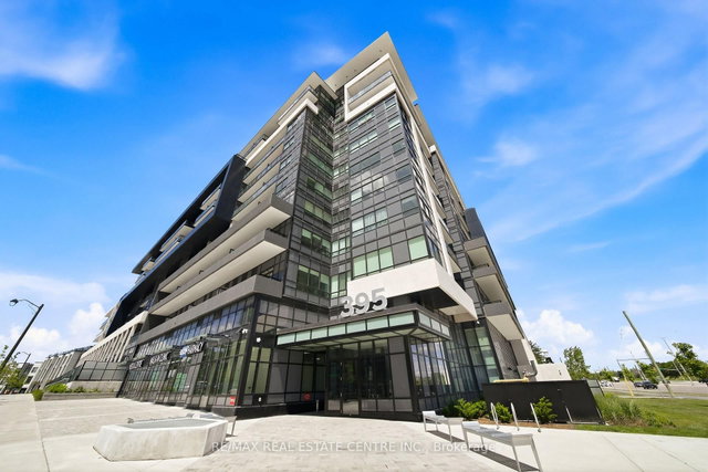 221 - 395 Dundas Street W