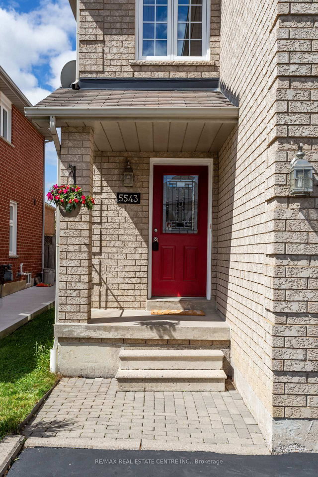 5543 Antrex Crescent