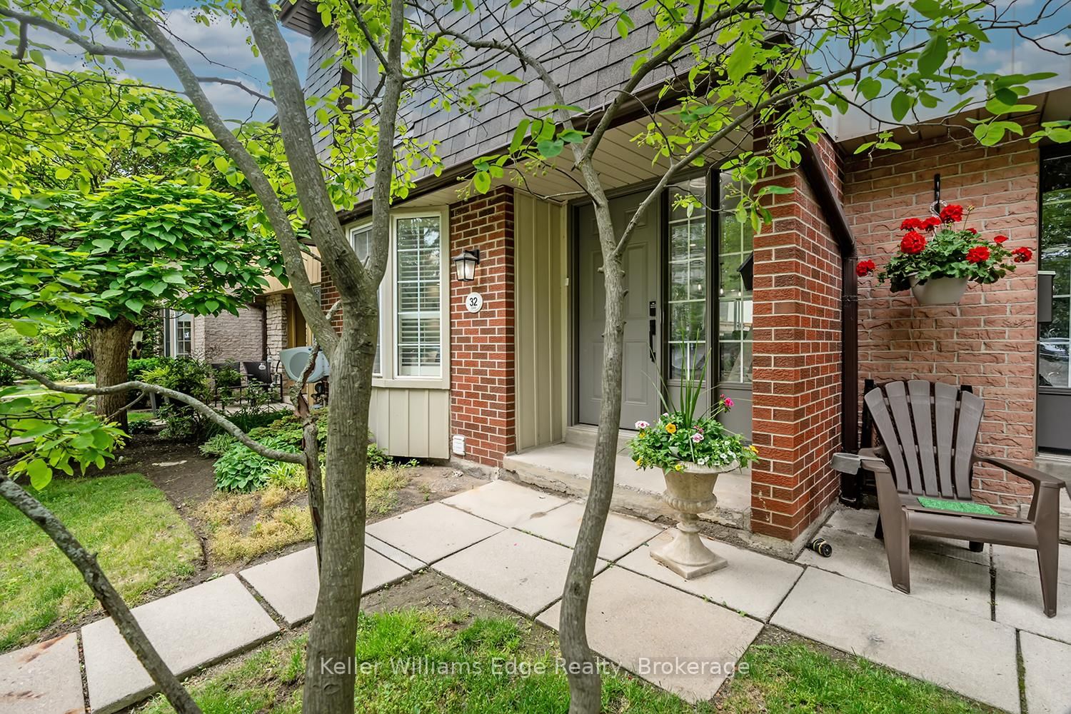 3049 Glencrest Road • #32 • Burlington, ON photo 4