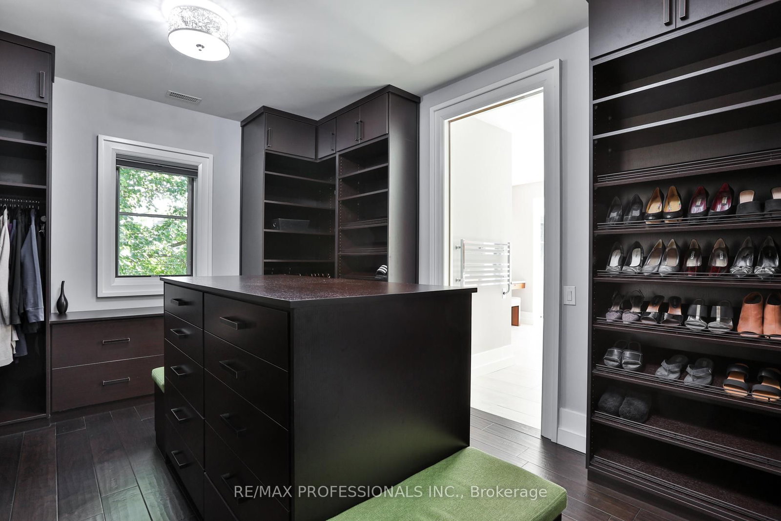 262 Maple Grove Drive • Oakville, ON photo 25