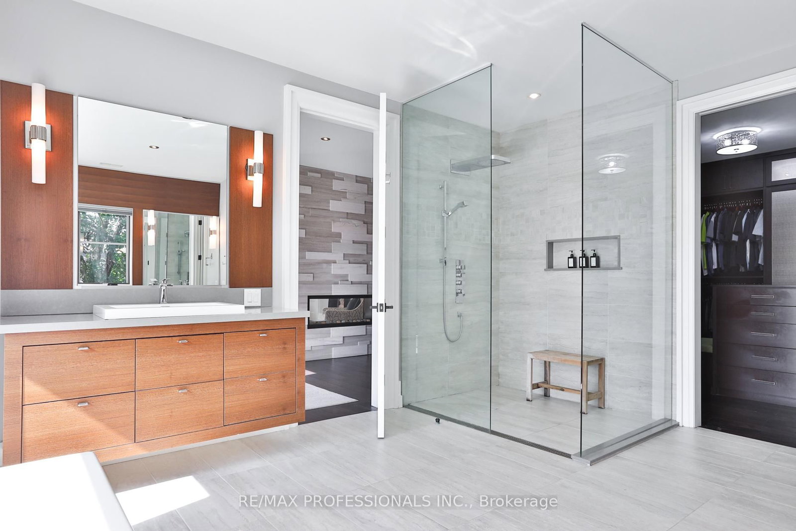 262 Maple Grove Drive • Oakville, ON photo 27