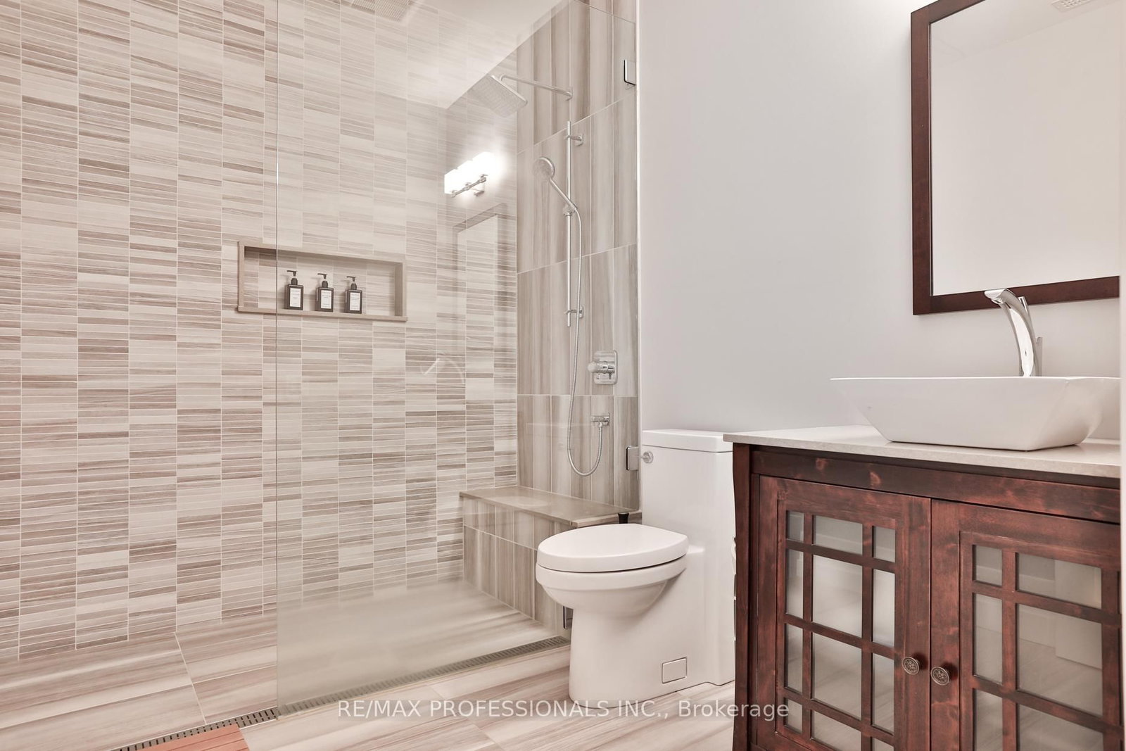 262 Maple Grove Drive • Oakville, ON photo 33