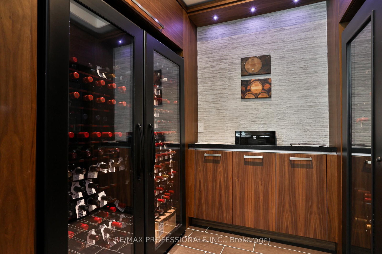 262 Maple Grove Drive • Oakville, ON photo 37