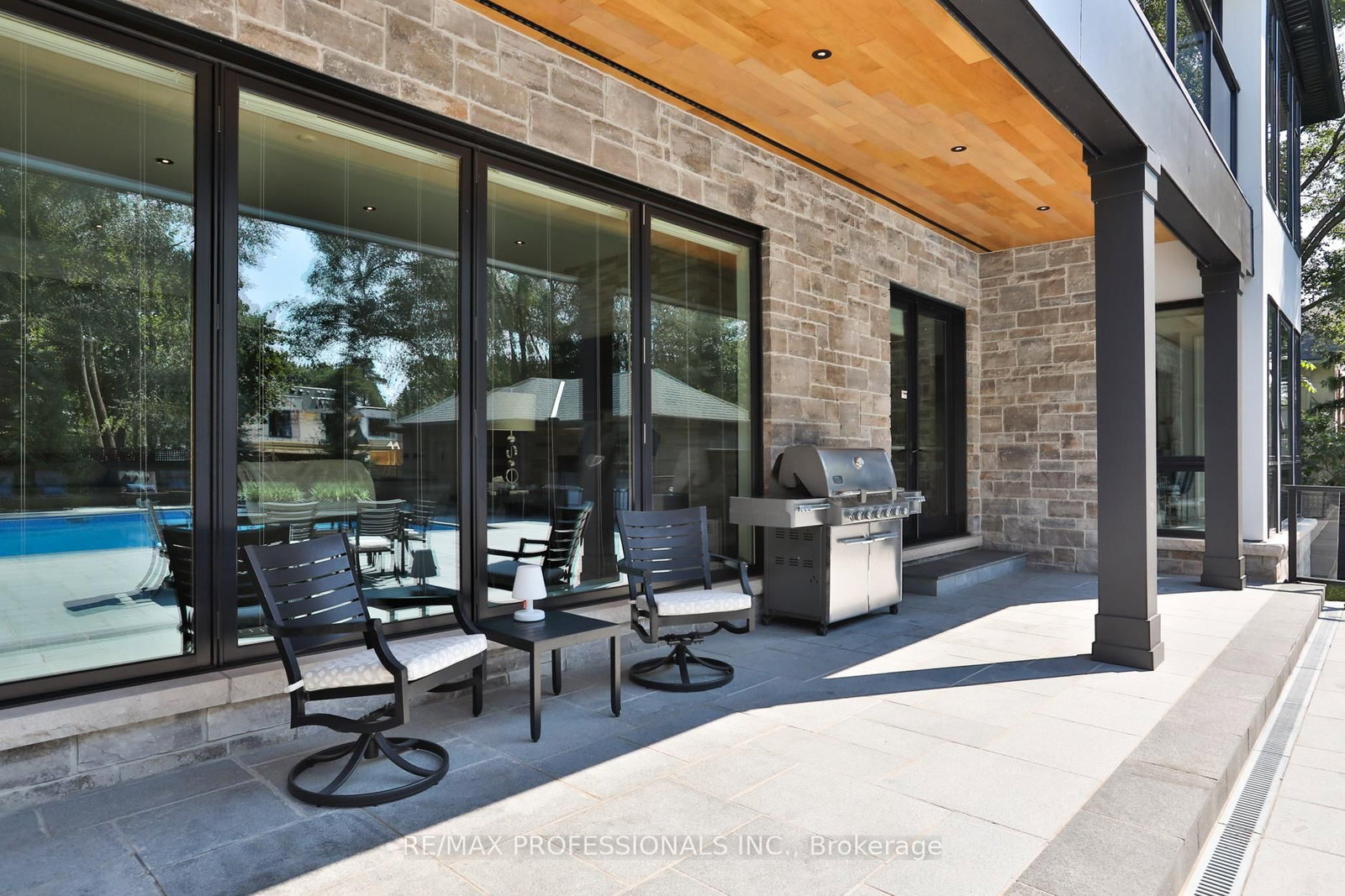 262 Maple Grove Drive • Oakville, ON photo 45