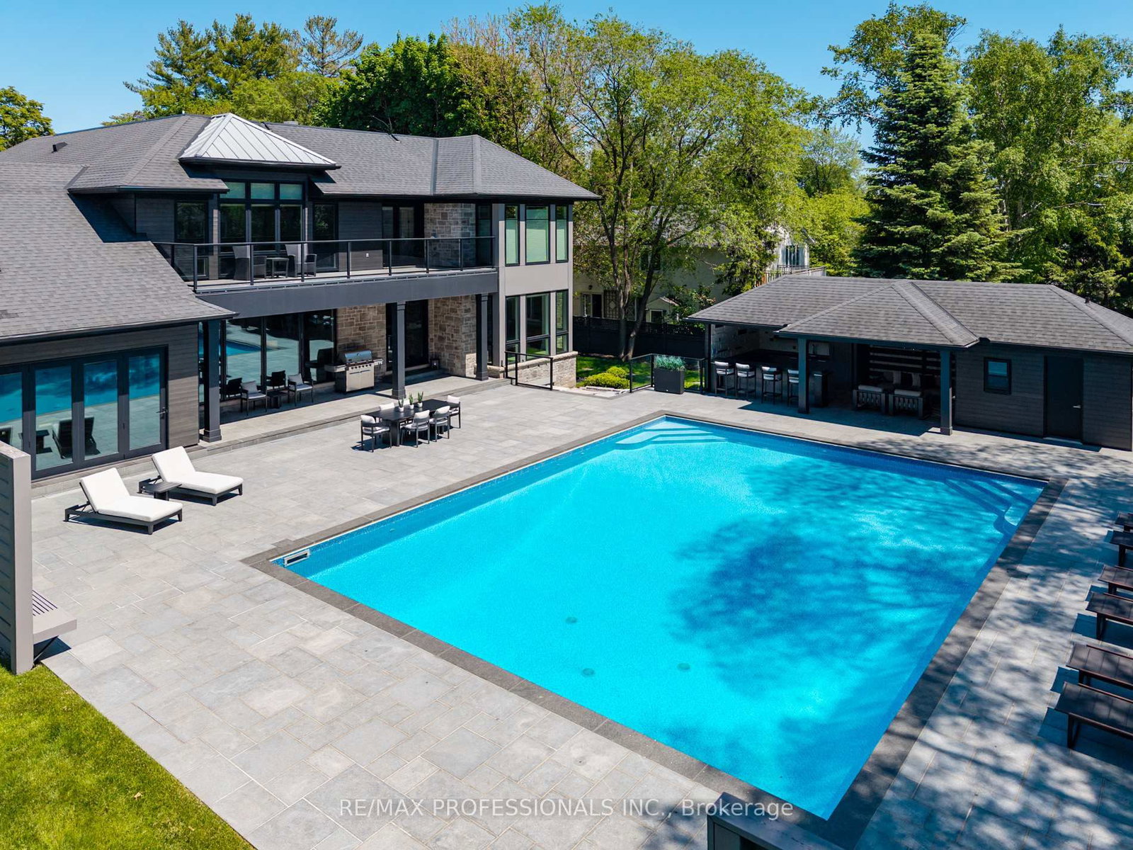 262 Maple Grove Drive • Oakville, ON photo 46