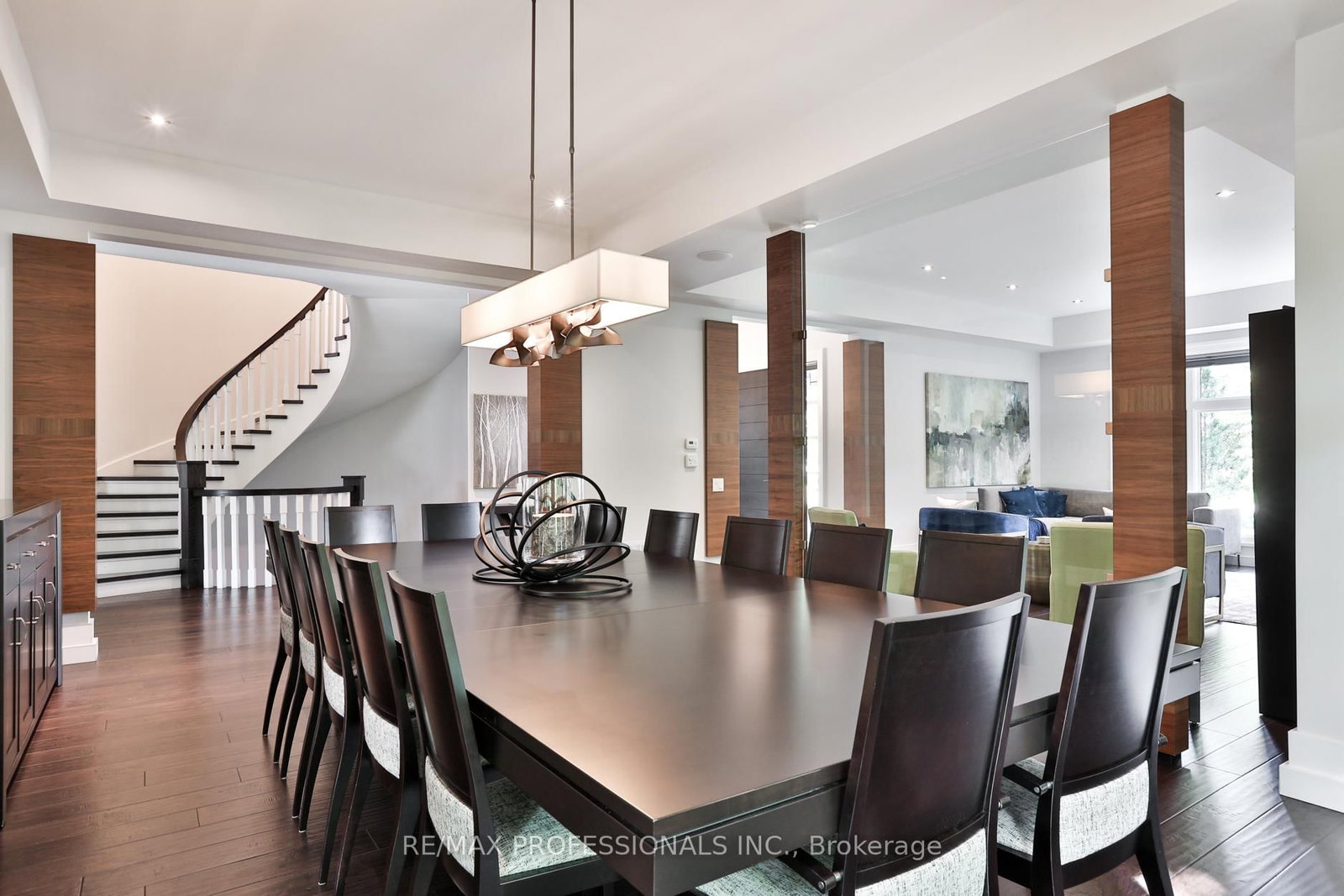 262 Maple Grove Drive • Oakville, ON photo 8