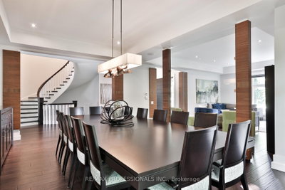 262 Maple Grove Drive • Oakville, ON photo 8