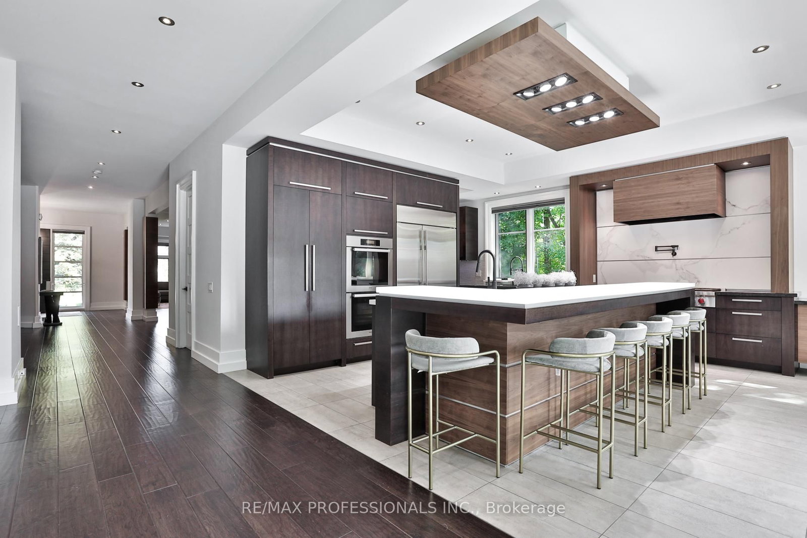 262 Maple Grove Drive • Oakville, ON photo 9