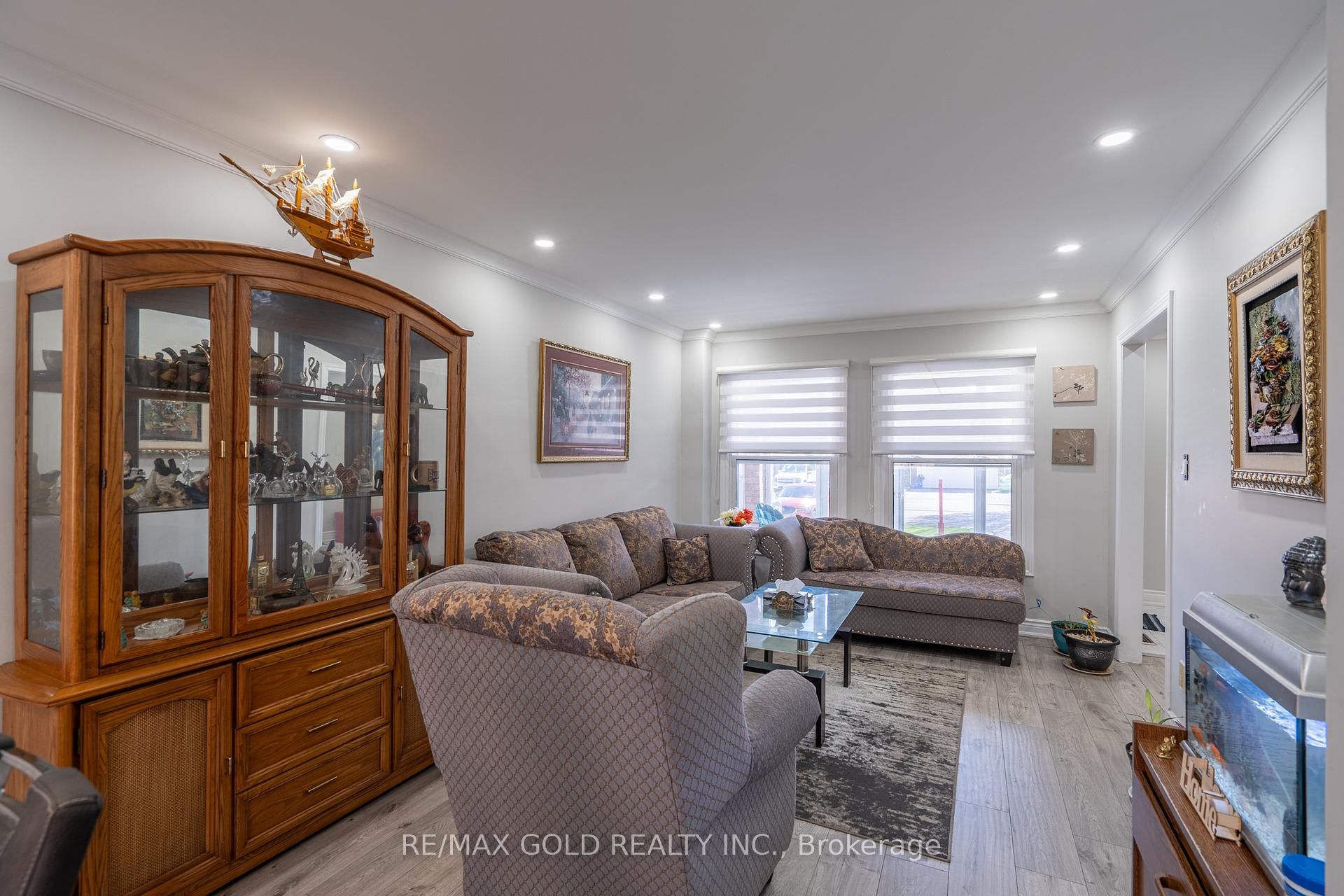 103 Lord Simcoe Drive