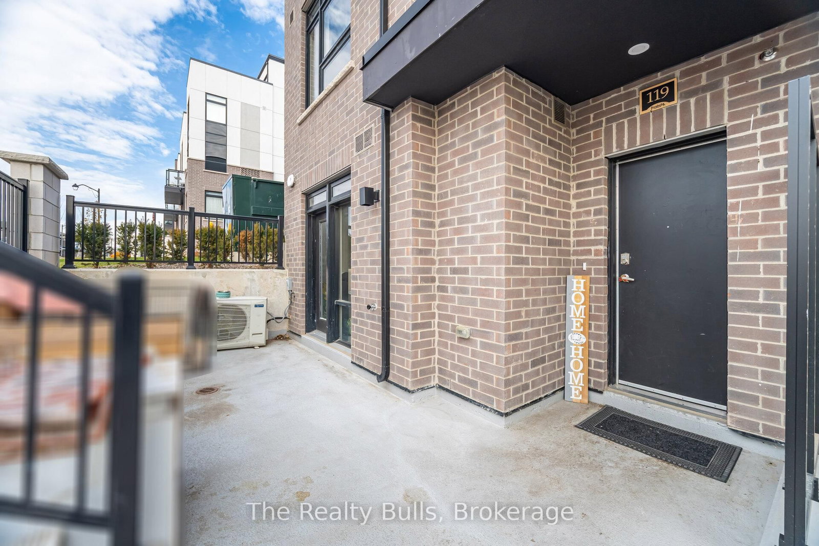 1589 Rose Milton,ON L9E 1V8 — Photo 8