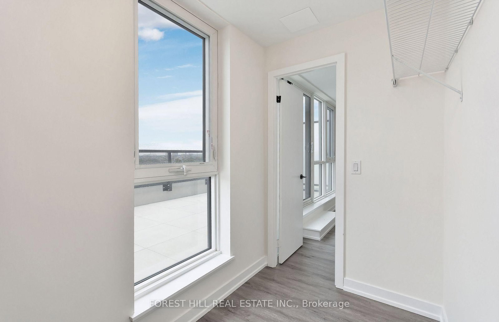 2300 W ST CLAIR Avenue • #725 • Toronto, ON photo 20