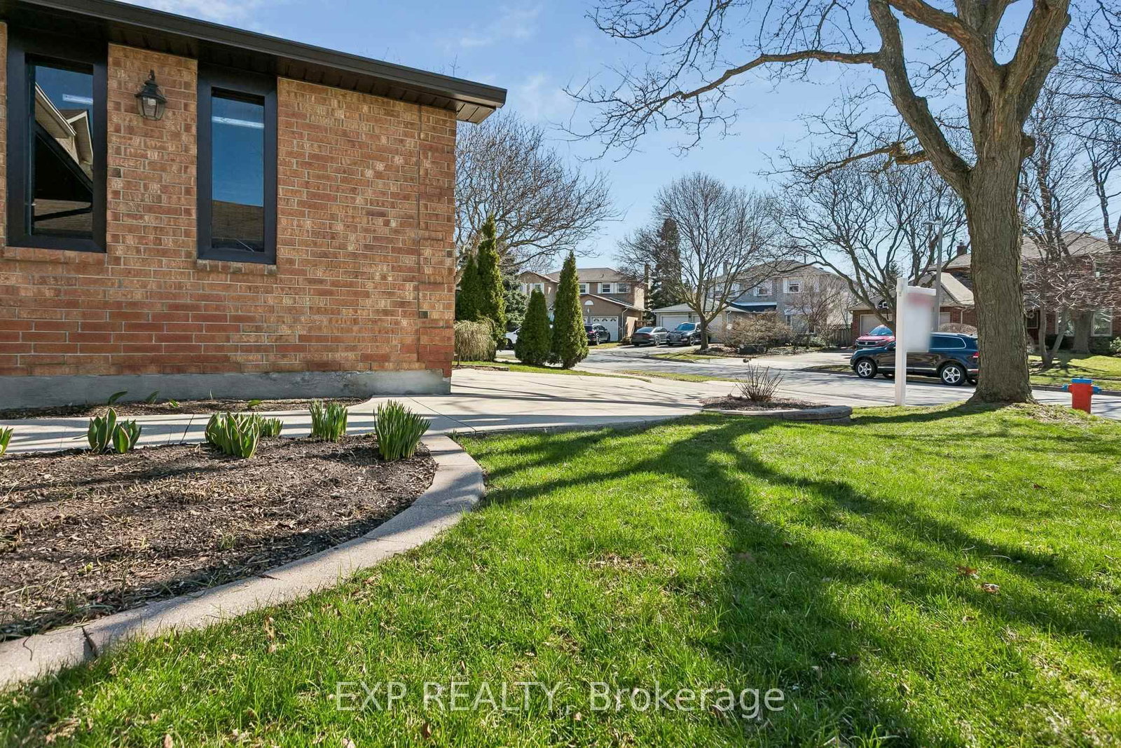 209 Nottingham Drive • Oakville, ON photo 41