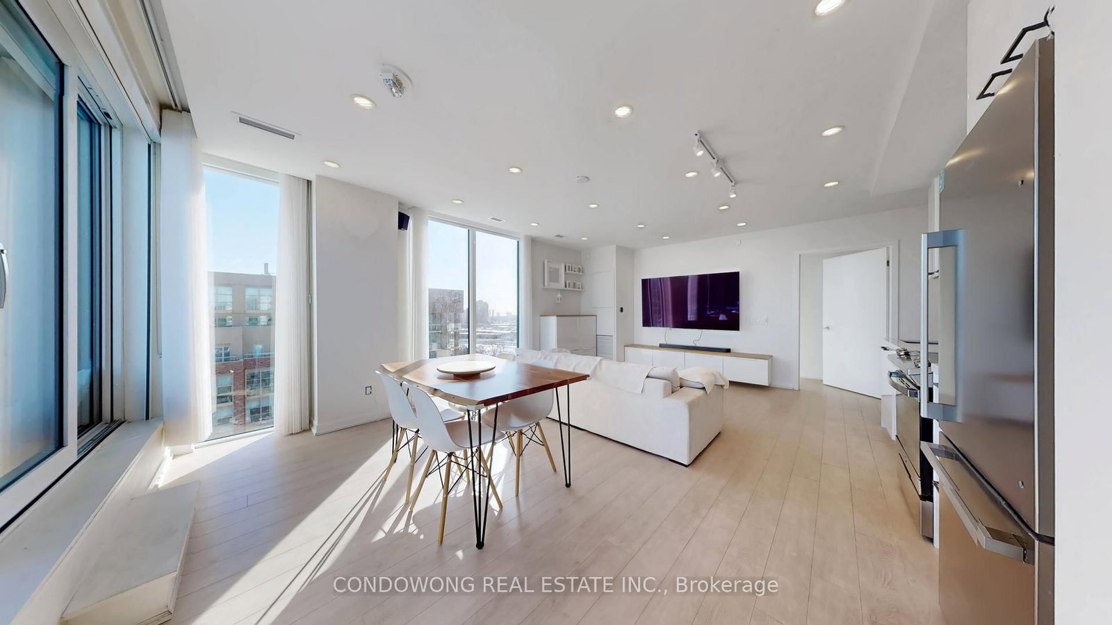 1101-1808 St Clair Avenue, Toronto, ON, photo 4
