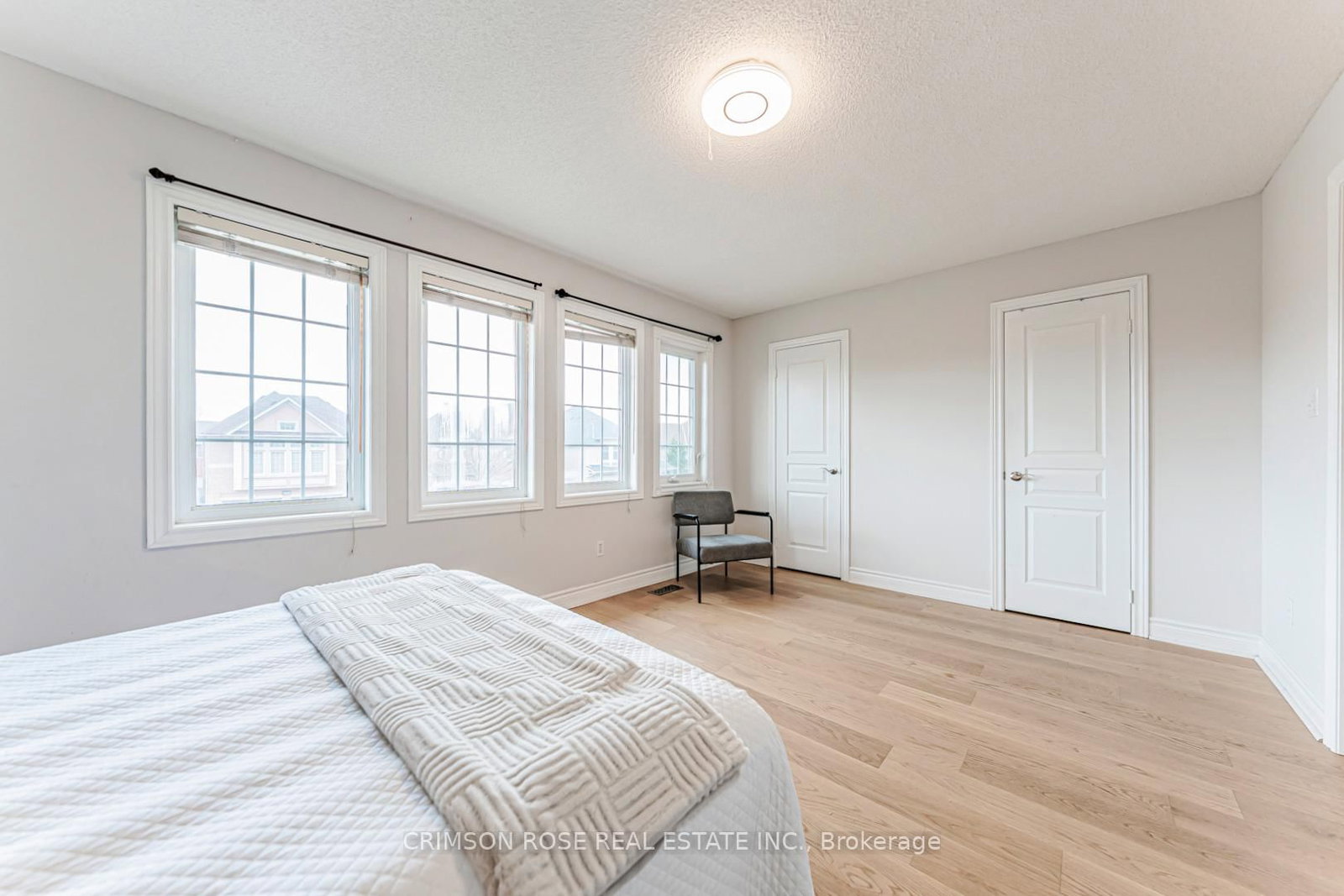 489 Ravineview Way • Oakville, ON photo 36