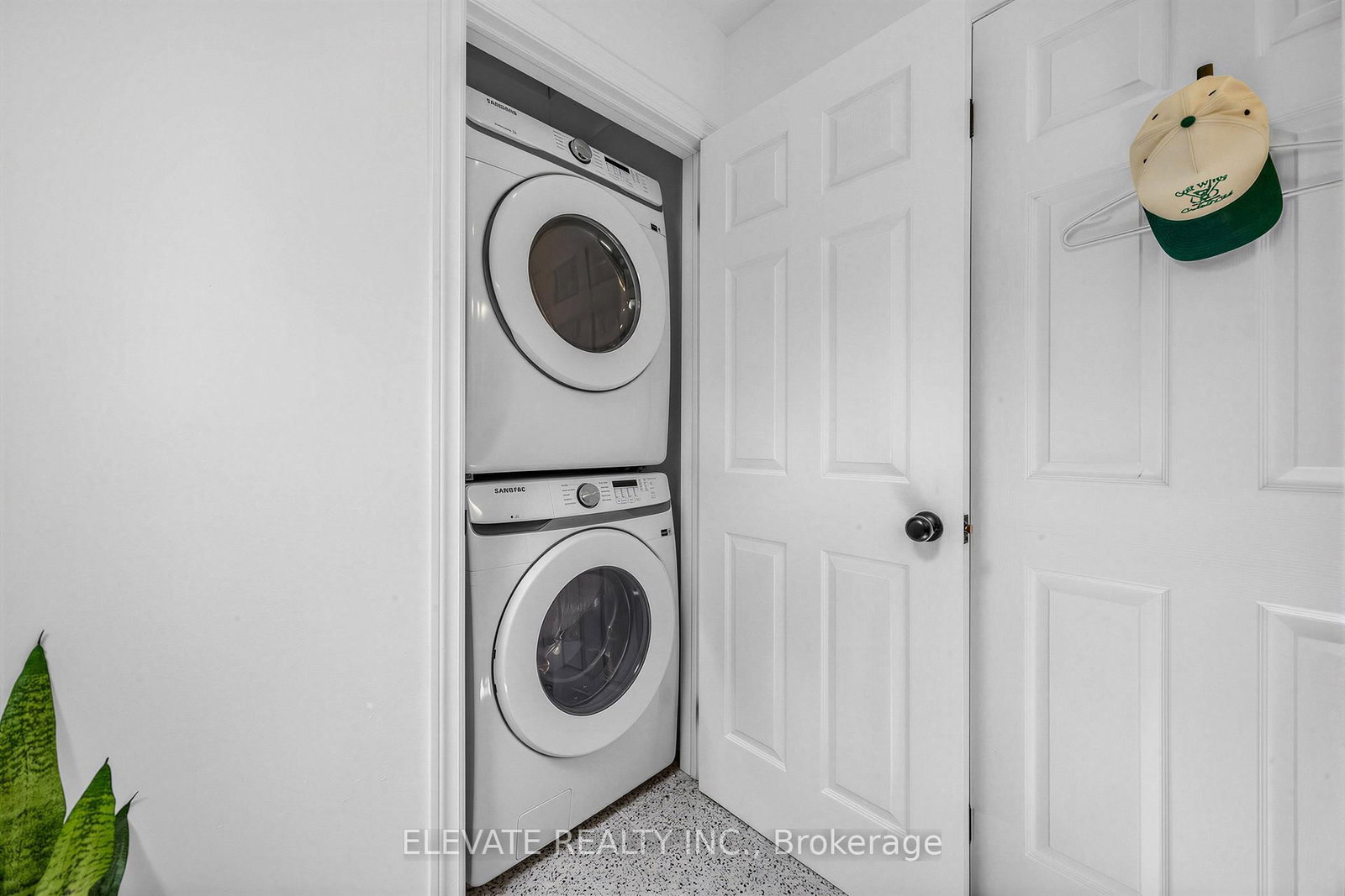 1 Mulock Avenue • Toronto, ON photo 15