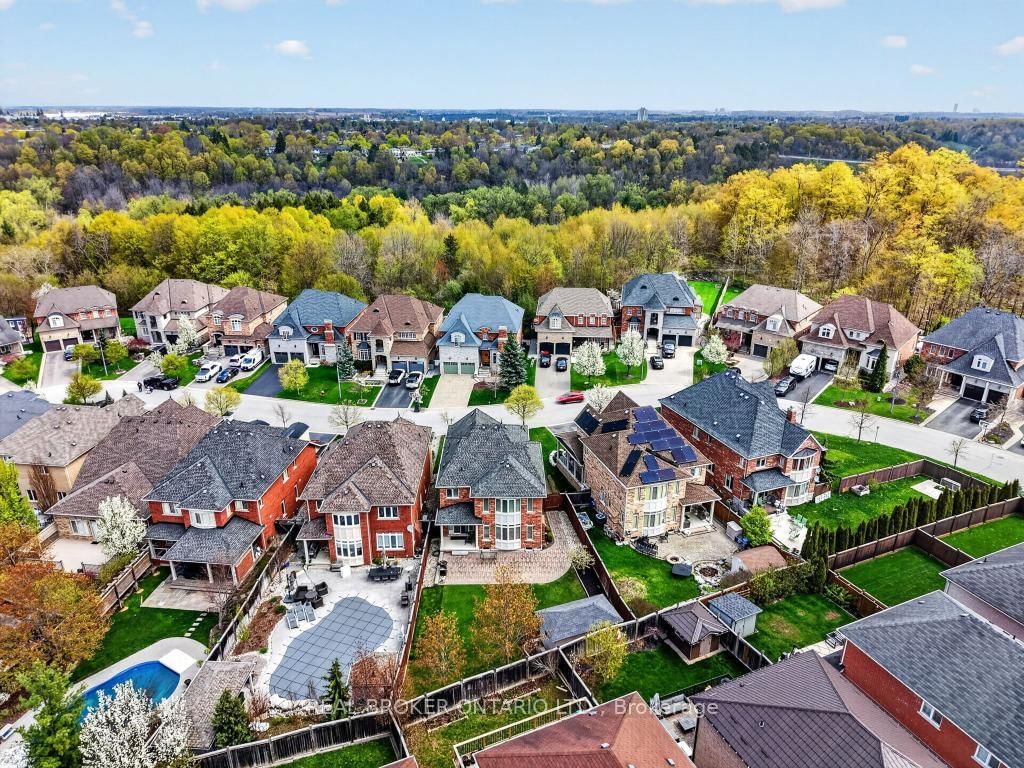 12 Lookout Court • Halton Hills, ON photo 50